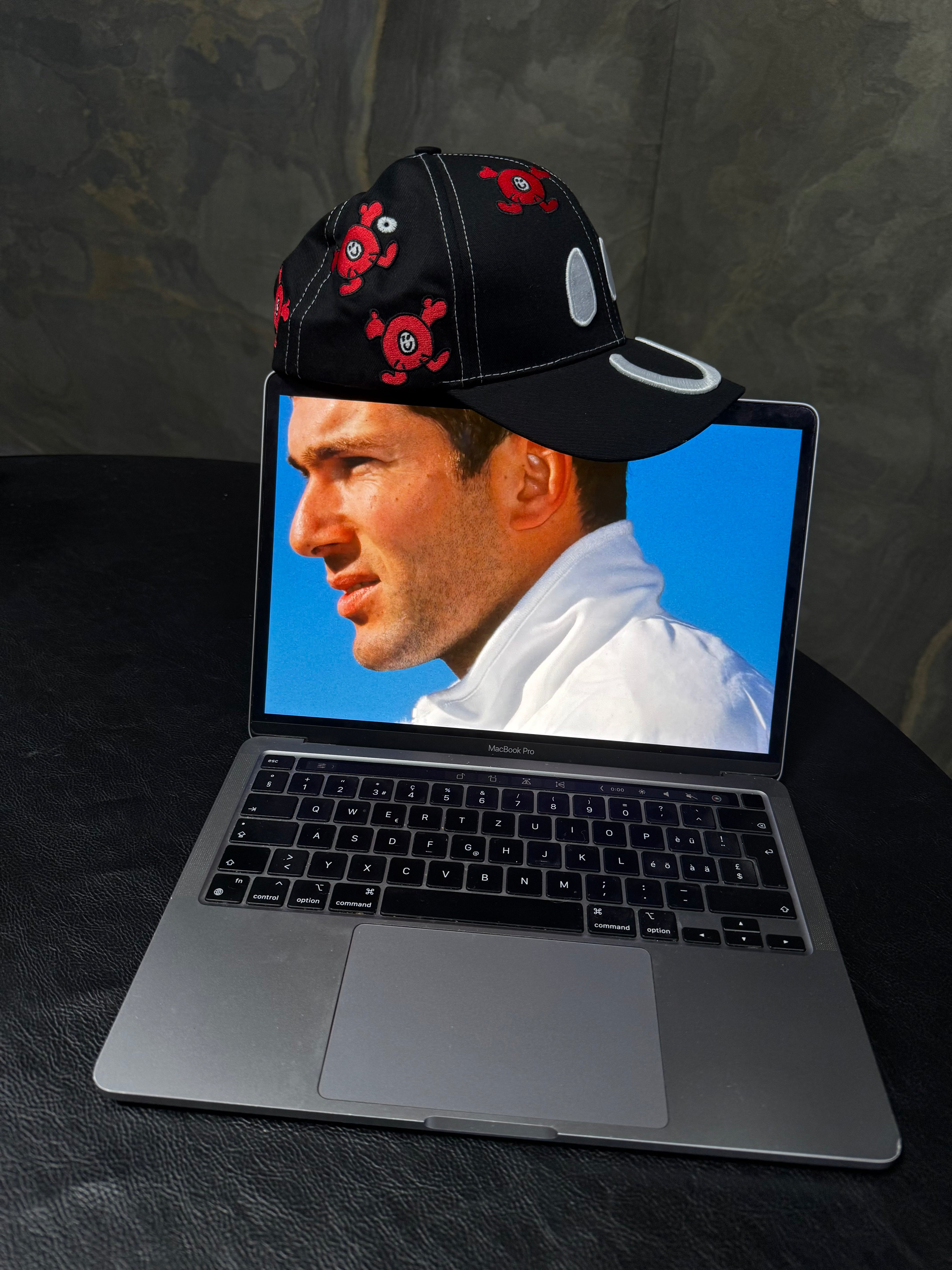 NBRed Cap